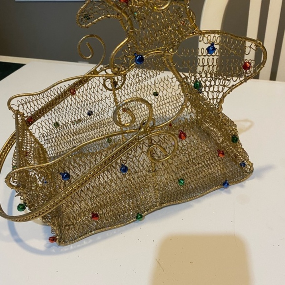 GOLD WIRE REINDEER BASKET WITH HANDLE NEW WITHOUT TAGS - Picture 9 of 10